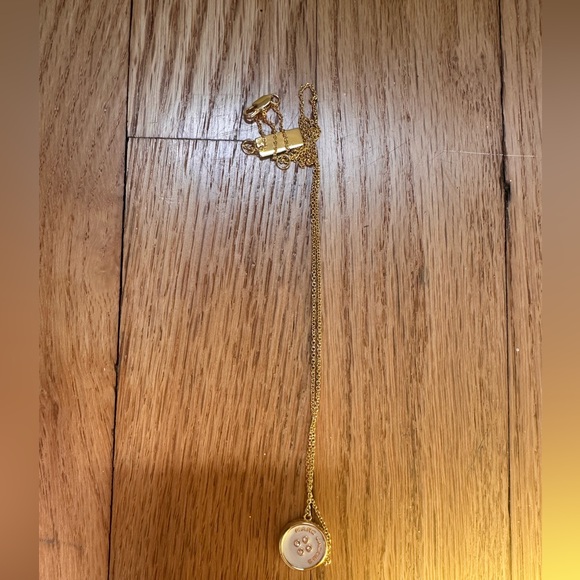 Gold and White Necklace by Marc Jacobs Brand New Giftable - Picture 2 of 4